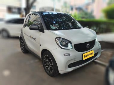 Smart fortwo 0.9T 66 VI — фото 3