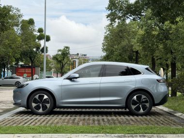 AITO M5 EV RWD Standard — фото 4