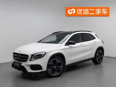 Mercedes-Benz GLA 2018, фото 1