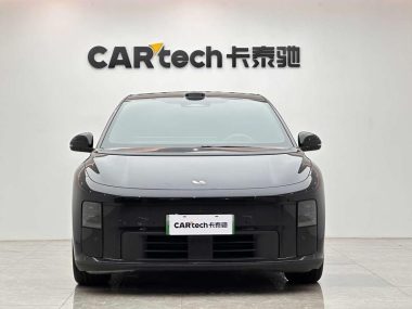 Li Auto i6 2WD Standard Edition — фото 2