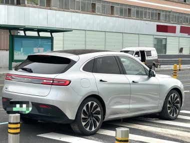 AITO M5 REEV RWD Standard — фото 3