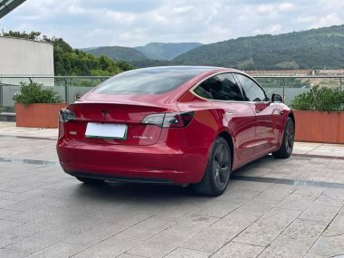 Tesla Model 3 Standard Range RWD Upgraded — фото 4