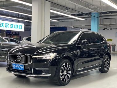 Volvo XC60 2021, фото 1