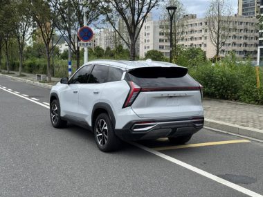 Geely Boyue L 1.5TD DCT — фото 4