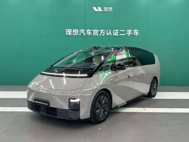 Li Auto MEGA 2024, фото 1