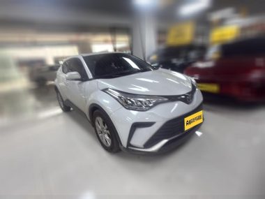 Toyota Izoa 2.0L — фото 3