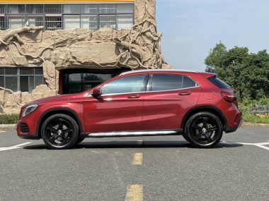 Mercedes-Benz GLA 200 Fashion — фото 3