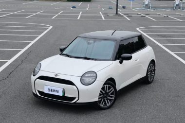 MINI COOPER 2025, фото 1