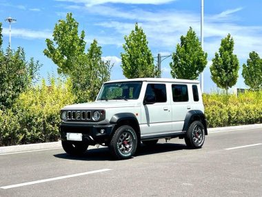 Suzuki Jimny (Import) 2025, фото 1