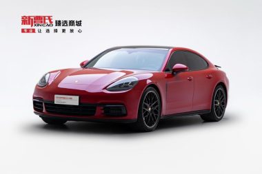 Porsche Panamera 2018, фото 1