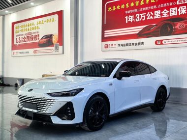 Changan UNI-V iDD 2024, фото 1