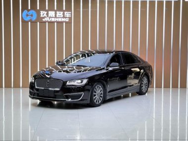 Lincoln MKZ 2020, фото 1