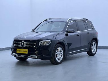 Mercedes-Benz GLB 2021, фото 1