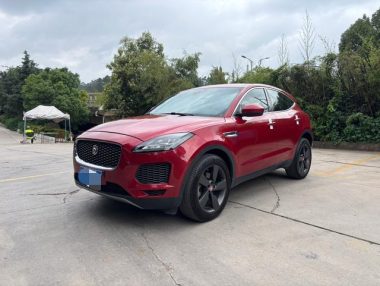 Jaguar E-PACE 2020, фото 1
