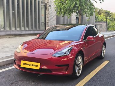 Tesla Model 3 2020, фото 1