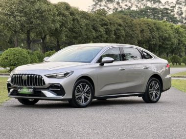Geely Galaxy Starshine 6 2025, фото 1