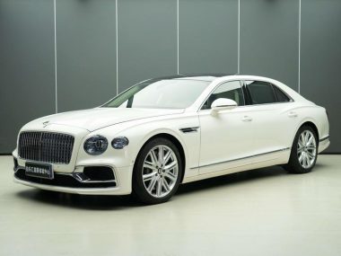 Bentley Flying Spur 2023, фото 1
