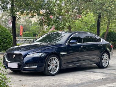Jaguar XFL 2020, фото 1