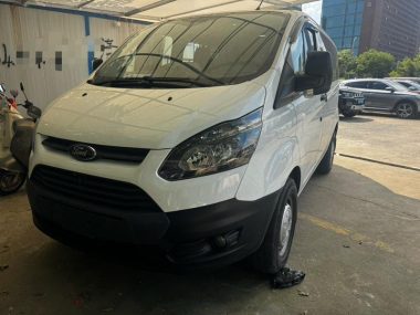 Ford Transit 2021, фото 1