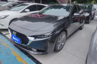 Mazda 3 2022, фото 1