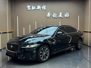 Jaguar XFL 2022, фото 1