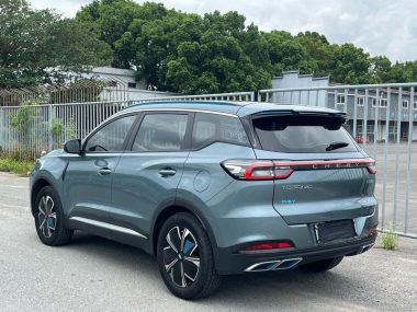 Chery 7 PLUS 1.5T DHT 55KM — фото 4