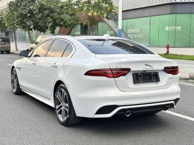 Jaguar XEL 2.0T 250PS R-DYNAMIC S Advance Sport — фото 4