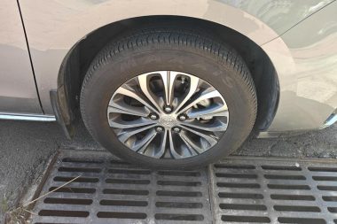 Buick GL8 Land Business Class 2.0T Comfort — фото 4