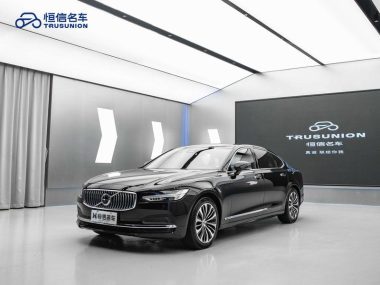Volvo S90 2023, фото 1
