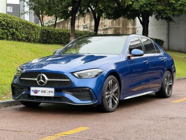 Mercedes-Benz C-Class 2022, фото 1