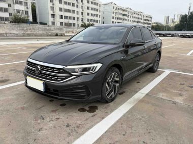 Volkswagen Sagitar 2023, фото 1