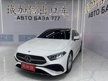 Mercedes-Benz A-Class 2024, фото 1