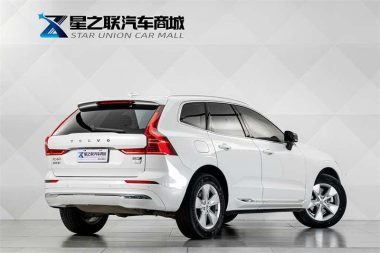 Volvo XC60 B5 4WD Zhiyi Luxury — фото 4