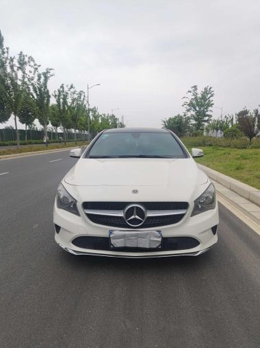 Mercedes-Benz CLA (Import) CLA 200 Dynamic — фото 2