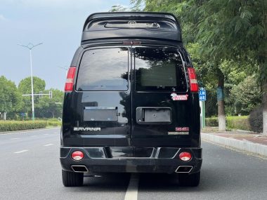 GMC Savana 6.0L G550S — фото 4