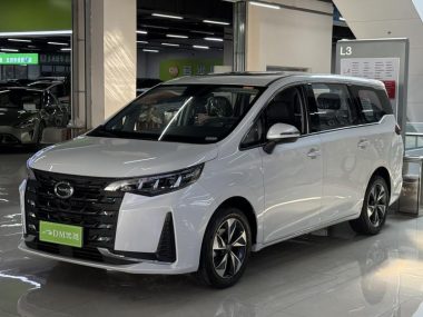 GAC Trumpchi M6 2025, фото 1