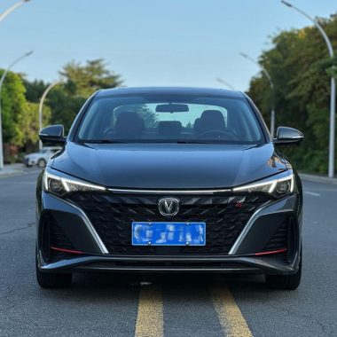 Changan Eado PLUS 1.4T DCT — фото 2