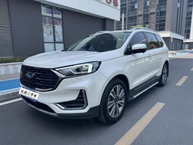 Ford Edge 2021, фото 1