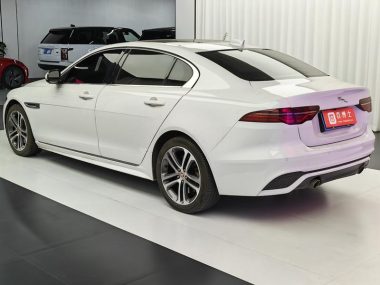 Jaguar XEL 2.0T 250PS R-DYNAMIC S Advance Sport — фото 4