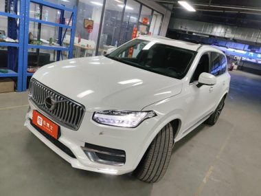 Volvo XC90 2019, фото 1