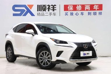 Lexus NX 200 — фото 3