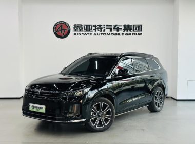 AITO M7 2024, фото 1
