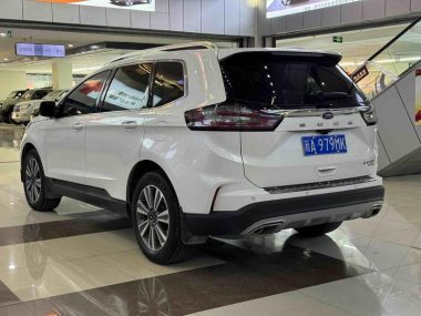 Ford Edge PLUS EcoBoost 245 5 — фото 4
