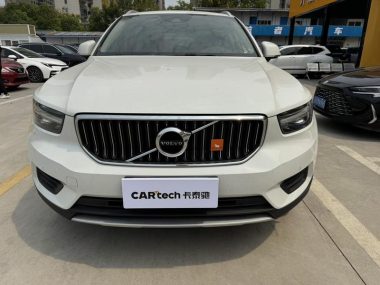 Volvo XC40 T4 AWD Zhixing Fashion — фото 2