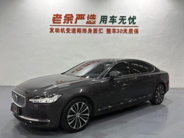 Volvo S90 2024, фото 1