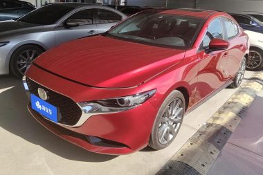 Mazda 3 2025, фото 1