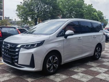 GAC Trumpchi M6 2023, фото 1