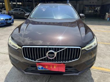 Volvo XC60 T5 4WD Zhiyi — фото 2