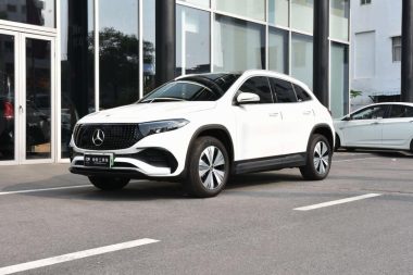 Mercedes-Benz EQA 2025, фото 1
