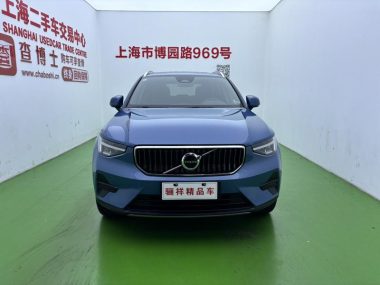 Volvo XC40 B3 — фото 2